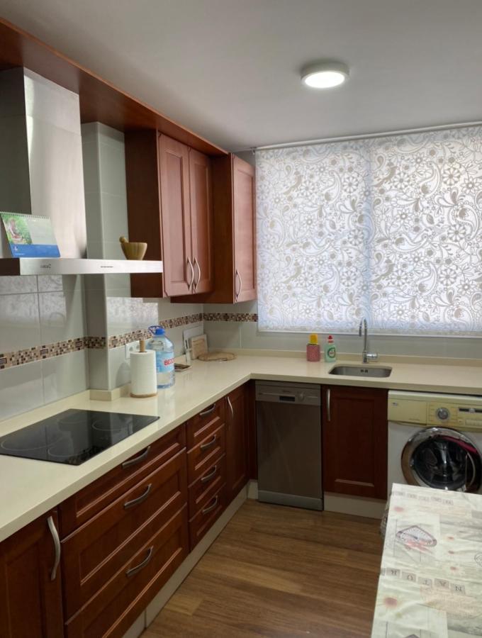 Amplio Piso En Centro De Torre Del Mar Apartment Bagian luar foto